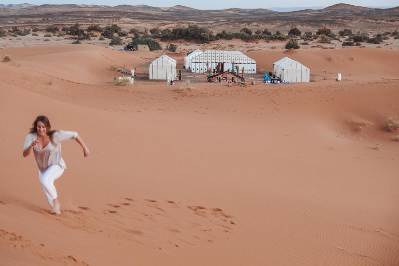 Camel Luxury Camp Bed & Breakfast Merzouga Dış mekan fotoğraf